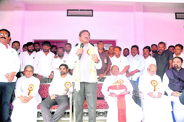 విద్యకు ప్రభుత్వం అధిక ప్రాధాన్యత
