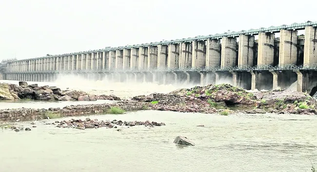 జలాశయాలకు జలకళ
