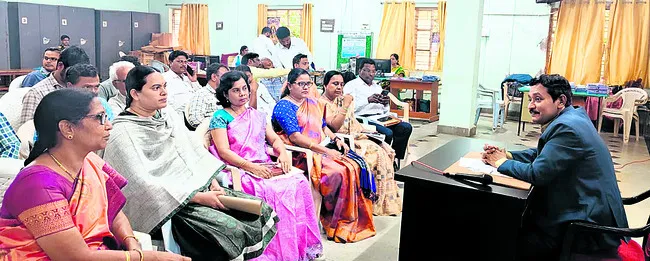 బాల్య వివాహాలతో అనేక అనర్థాలు