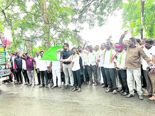 ప్రజా సమస్యల పరిష్కారానికి కృషి
