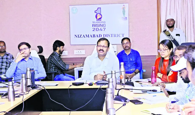 అత్యవసరమైతేనే బయటికి రండి
