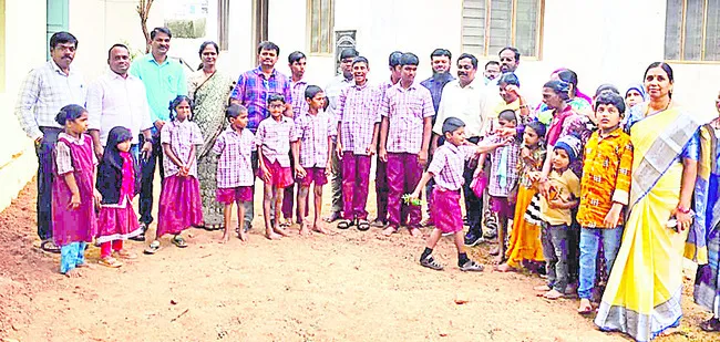 ప్రభుత్వ పాఠశాలల పనితీరు భేష్‌ 