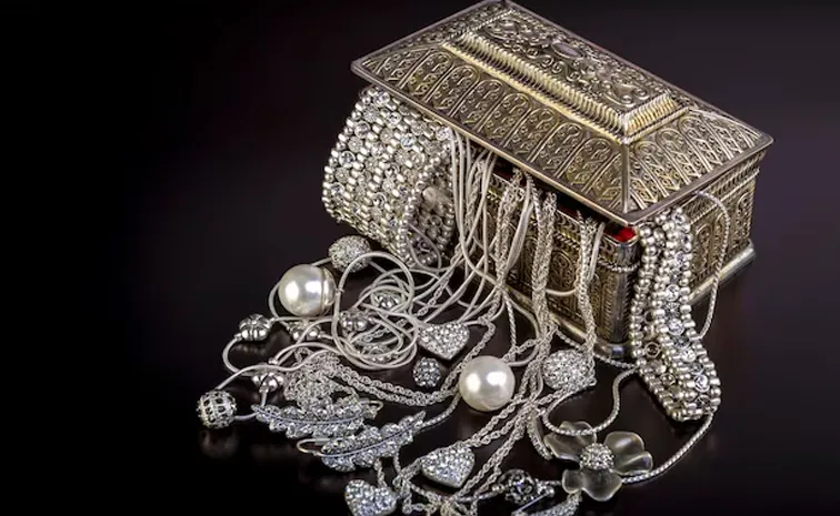 Silver Jewellery Hallmarking Rule Likely From September 1, 2025