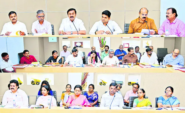 జర్నలిస్టుల సంక్షేమమే లక్ష్యం 
