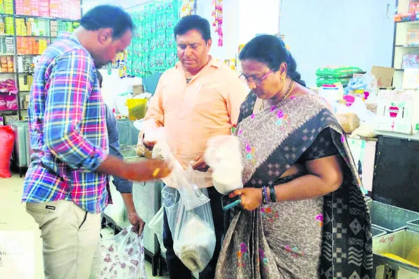మునుగోడులో ‘ప్లాస్టిక్‌’పై చైతన్యం