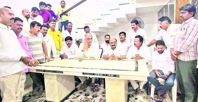 భూ భారతిపై అసెంబ్లీలో నిలదీస్తాం..