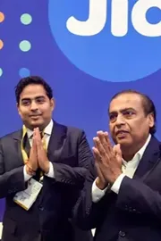 Akash Ambani on how living under one roof taught him work ethic from Mukesh Nita8