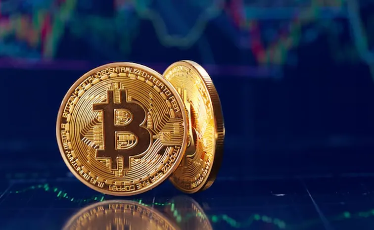 Bitcoin Hits Fresh Record 124000 Dollars