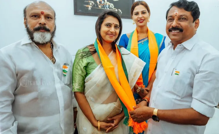 Actress Kasthuri Shankar Now Joined Tamil Nadu BJP