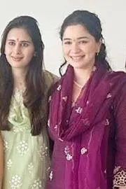 Saaniya Chandhok Seen With Sachin Tendulkar And Family Viral11