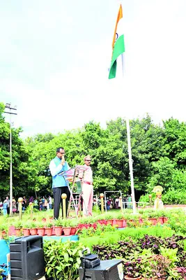 స్టీల్‌ప్లాంట్‌లో.. 
