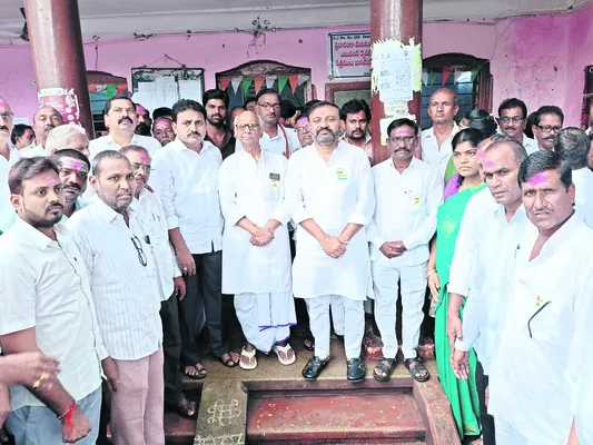 అభివృద్ధికి ప్రతిపాదనలు  తయారు చేయండి