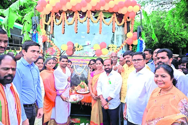 మహిళలకు ఉచిత బస్సు ప్రారంభం