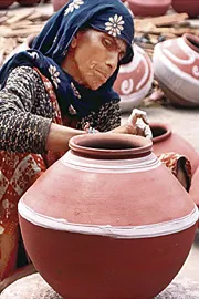 Gut health and Benefits of Using a clay Pots in your kitchen2