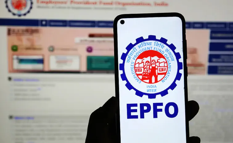 EPFO Eases Aadhaar UAN Linking