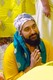 Raj Kundra Addressed Trolls After Offering Money to Premanand Maharaj8