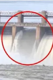 Major Repair Effort at Tungabhadra Dam involved crest gate No. 192