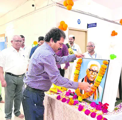 ఘనంగా సర్దార్ గౌతు లచ్చన్న జయంతి