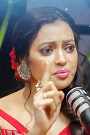 Jabardasth fame, Anchor Sowmya Rao Says A Lawyer Misbehave With Her9
