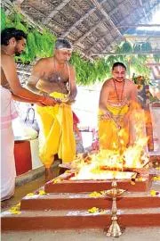 Farmer Subbaraju is making Agnihotra pidakas in a unique way12