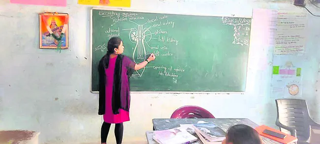 వేతన వెతలు