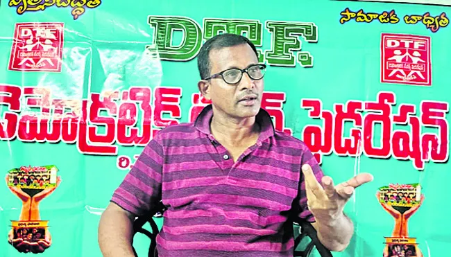 కర్మయోగి పాఠాలపై  ఒత్తిడి తగదు 