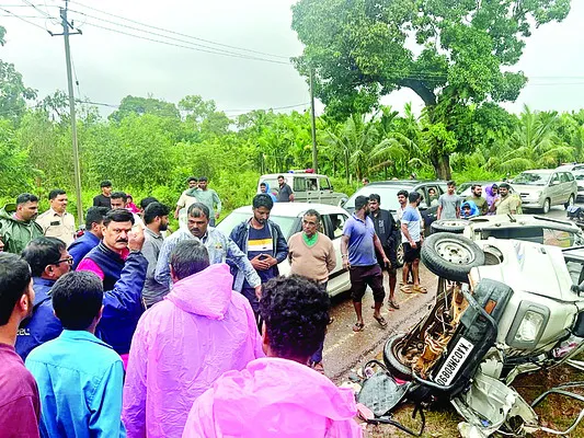విహారయాత్రలో ప్రమాదం, ఒకరు మృతి 