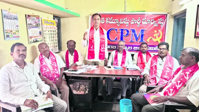 మాంద్యం నివారణలో కేంద్రం విఫలం