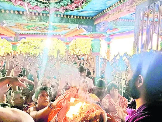 హేమాచలక్షేత్రంలో భక్తుల రద్దీ