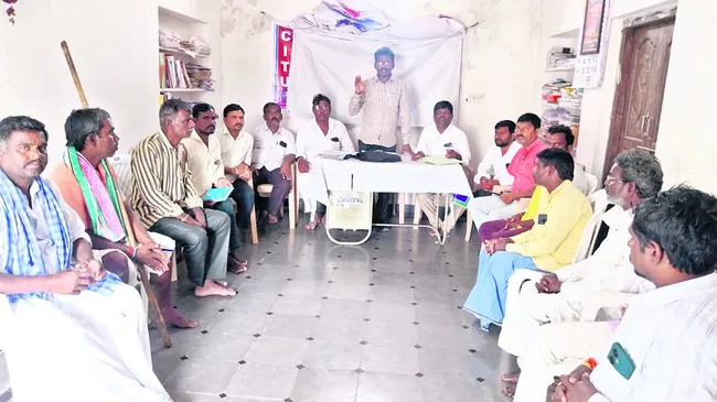 దివ్యాంగుల సంక్షేమాన్ని విస్మరిస్తున్న ప్రభుత్వాలు  
