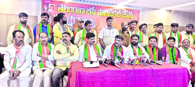 బీసీలు ఐక్యతతో ముందుకు సాగాలి