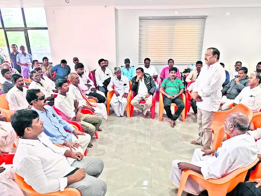 స్థానిక సంస్థల ఎన్నికల్లో వైఎస్సార్సీపీ గెలుపు కోసం పో