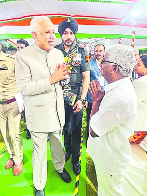 సమాజ సేవకు అరుదైన గౌరవం
