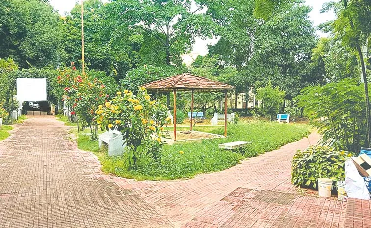 Swarna Chaturbhuji Park Sripuram Colony malakpet Hyderabad