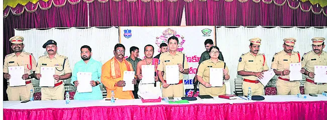 గణేశ్‌ ఉత్సవాలు ప్రశాంతంగా నిర్వహించాలి