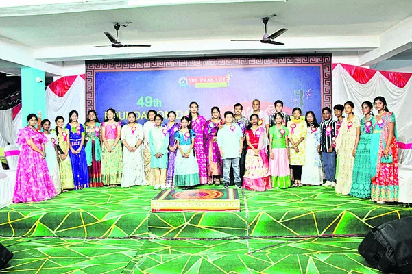 ఘనంగా శ్రీప్రకాష్ వార్షికోత్సవాలు