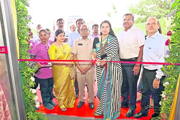 వేళచ్చేరిలో వృద్ధులకోసం గెరికేర్ సెంటర్