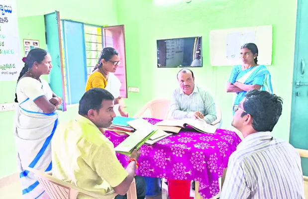 సమయపాలన తప్పనిసరి