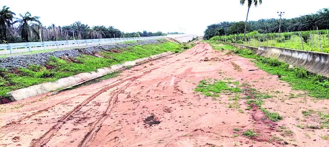 చివరి దశకు గ్రీన్ఫీల్డ్ హైవే నిర్మాణం