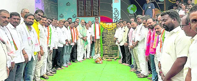 అభివృద్ధి, సంక్షేమానికి సమ ప్రాధాన్యం