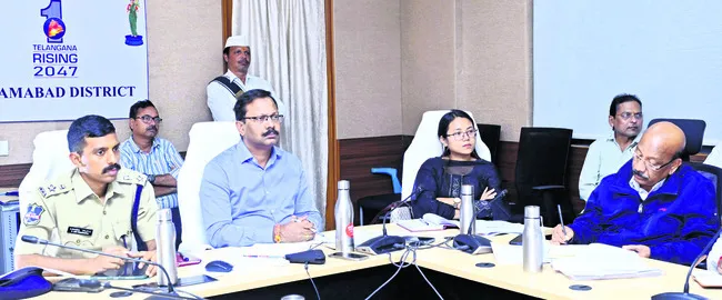 యూరియా పక్కదారి పట్టించే వారిపై ఉక్కుపాదం 