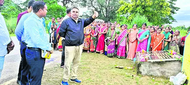 అభివృద్ధి పనుల పరిశీలన