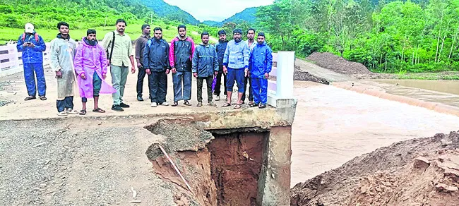 వేగంగా వంతెనలు, రోడ్డు నిర్మించండి