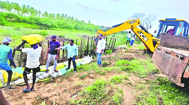 కరకట్ట భద్రతకు పటిష్ట చర్యలు