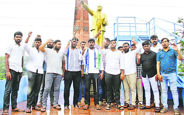 వైఫల్యాలు బహిర్గతం అవుతాయనే భయం