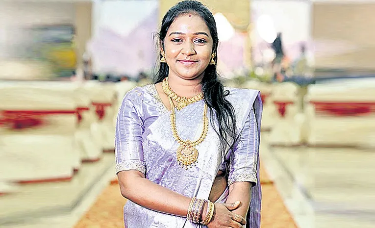 married woman ends life in karnataka