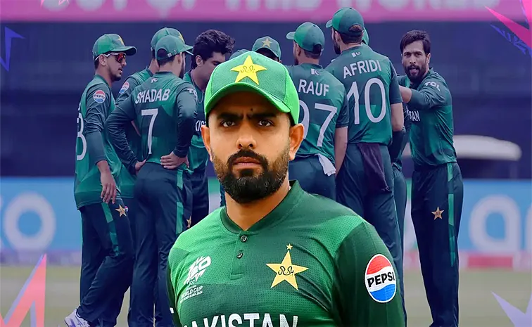 Babar Azam-Mohammad Rizwan slip in PCBs central contracts 2025-26