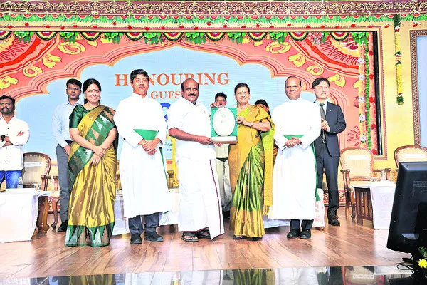 సిల్వర్ జూబ్లీ