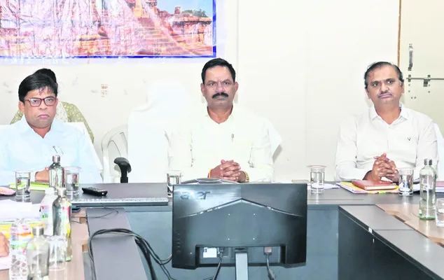 ఇందిరమ్మ ఇళ్ల నిర్మాణానికి ఇసుక ఉచితం 
