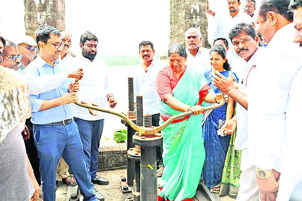 రామప్ప నుంచి లక్నవరానికి నీటి కాల్వ